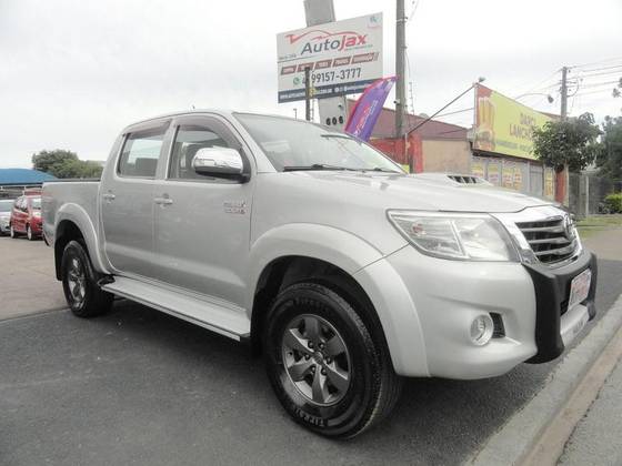 TOYOTA HILUX 2.5 4X4 CS CHASSI CABINE 16V TURBO DIESEL 2P MANUAL TOYOTA HILUX 2.5 4X4 CS CHASSI CABINE 16V TURBO DIESEL 2P MANUAL